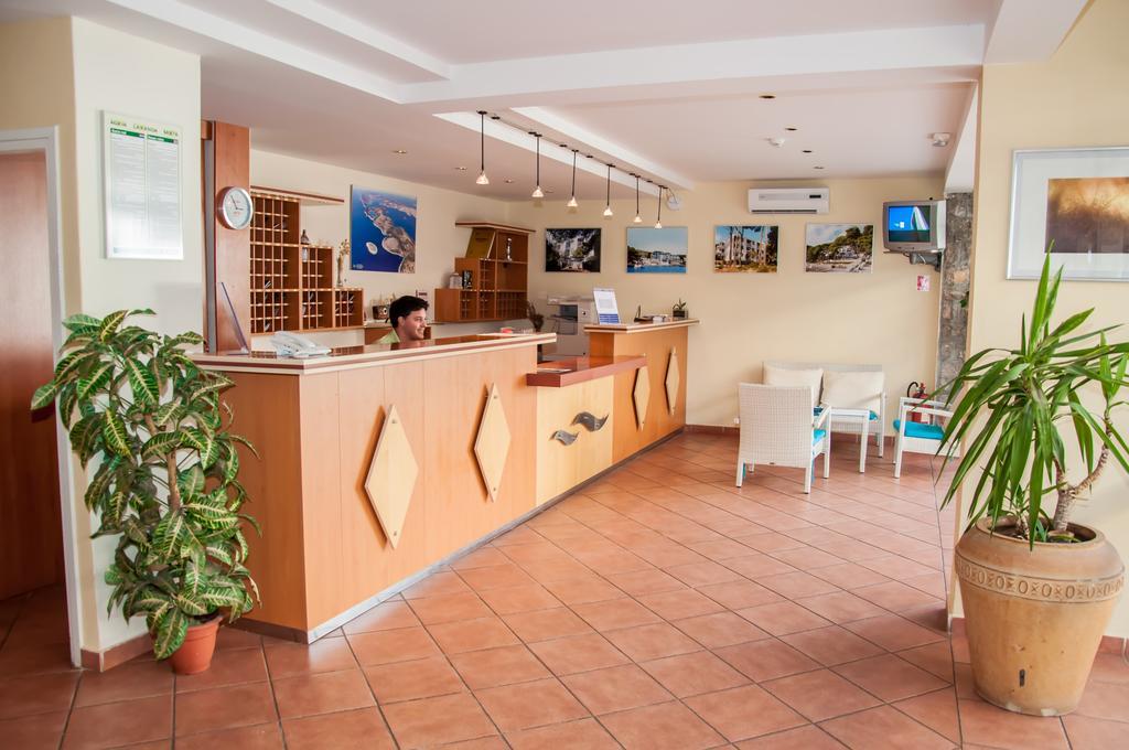 Hotel Lavanda Божава Екстер'єр фото